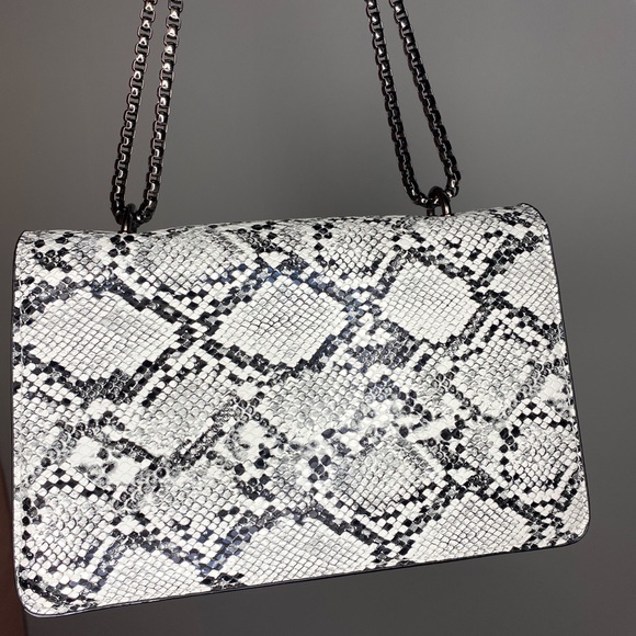 Cute shoulder bag! - Picture 3 of 4